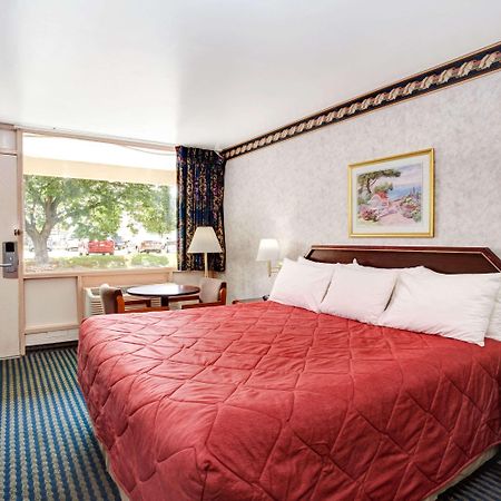 Ramada Limited Cockeysville Exteriér fotografie